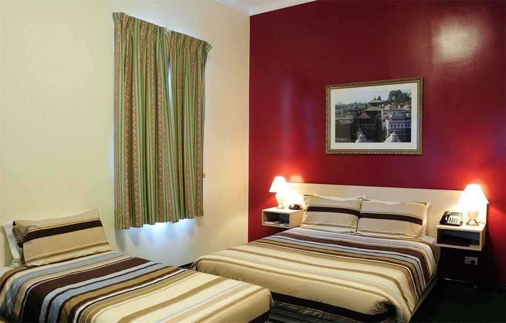 Brunswick Tower Hotel Мельбурн Экстерьер фото