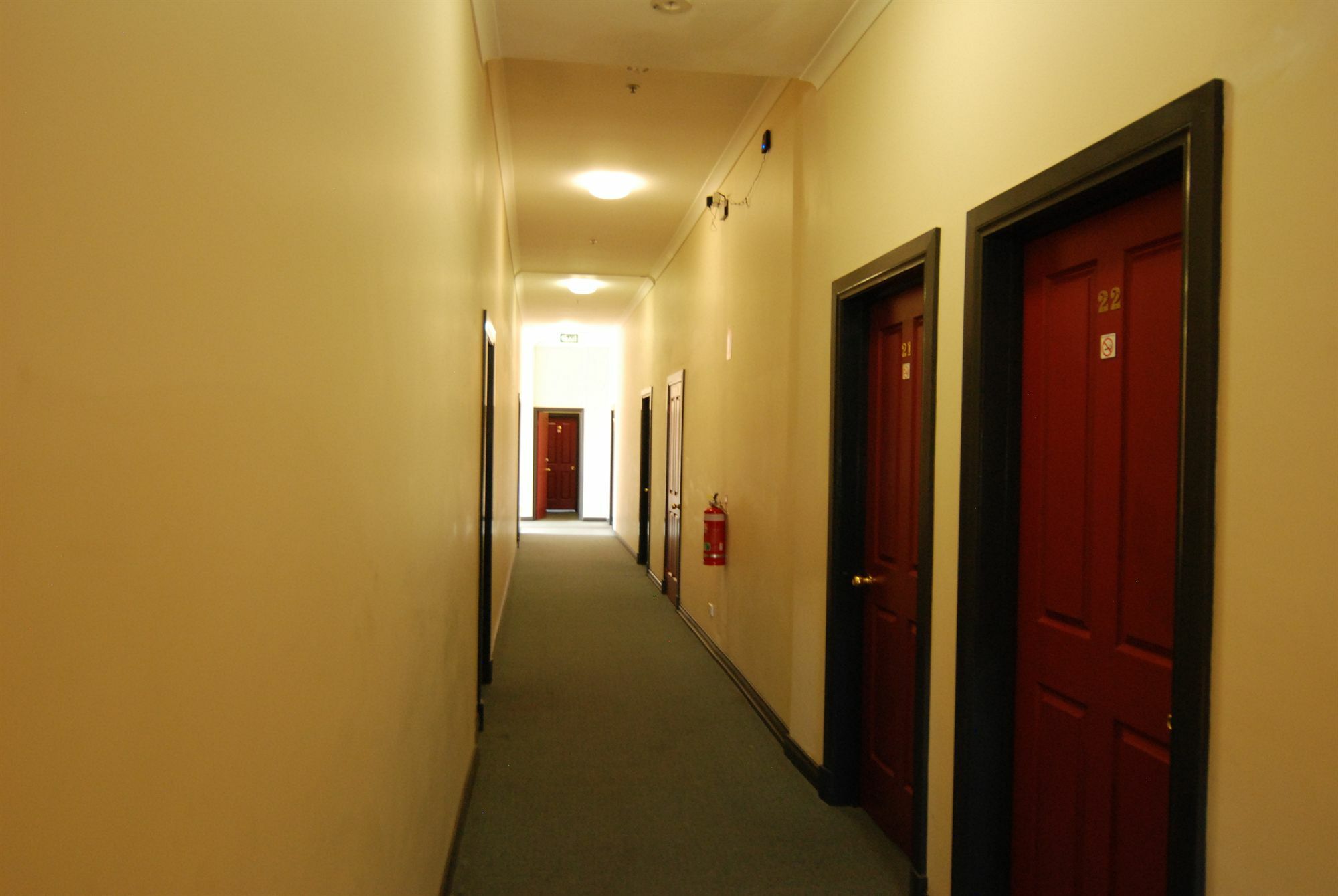 Brunswick Tower Hotel Мельбурн Экстерьер фото